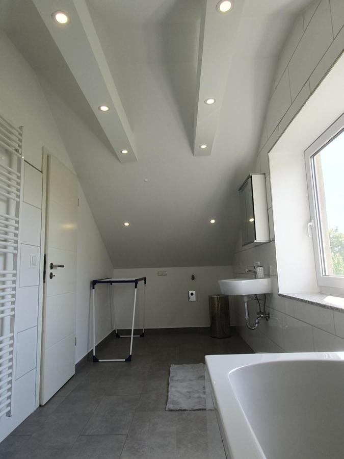 Ruhige Und Moderne 2-Zi. Wohnung Kulsheim 外观 照片